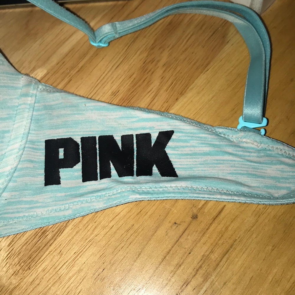 Pink bra - Picture 2 of 2